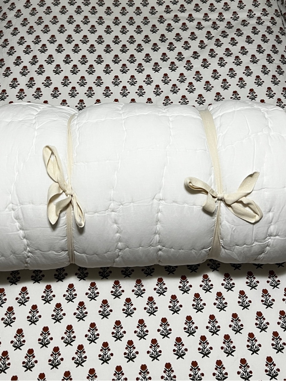 NWT! Pottery Barn Cloud Quilt White King w/ 1 Euro Sham - Picture 3 of 7